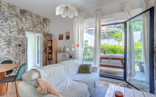 En Exclusivité : Beau 2 Pièces avec Terrasse