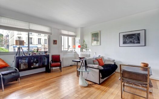A Vendre Grand 2 Pièces à Neuilly-sur-Seine