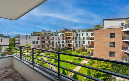 Appartement lumineux avec balcon   Résidence de standing 201