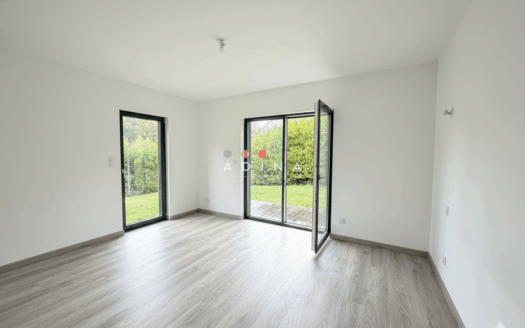 Maison récente dans un cadre privilégié   La Boissière-École