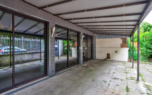 Belle Maison de Charme avec Local Indépendant Sceaux