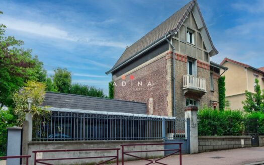 Belle Maison de Charme avec Local Indépendant Sceaux