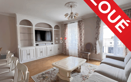 Loué – Rue du Loup Pendu –  Appartement meublé 3 pièces