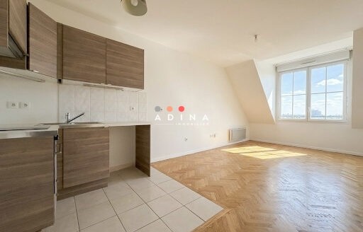  Beau 2 Pièces Proximité Marché!