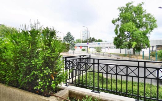 Studio meublé à louer à Châtillon