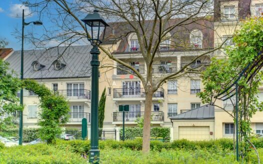 Location Meublée – Studio 29 m2 avec Jardin et Terrasse