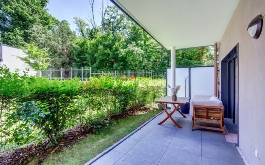 En Exclusivité : Beau 2 Pièces avec Terrasse
