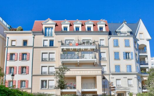 LOCATION – APPARTEMENT 4 PIÈCES — TERRASSE & JARDIN PRIVATI